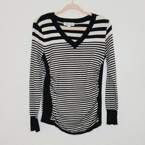 Pink Rose Black and White Stripe V-Neck Pullover Sweater Size Large